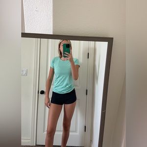 Green/Blue Lululemon swiftly tech